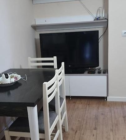 Brand New Apartment Gjirokaster Ngoại thất bức ảnh